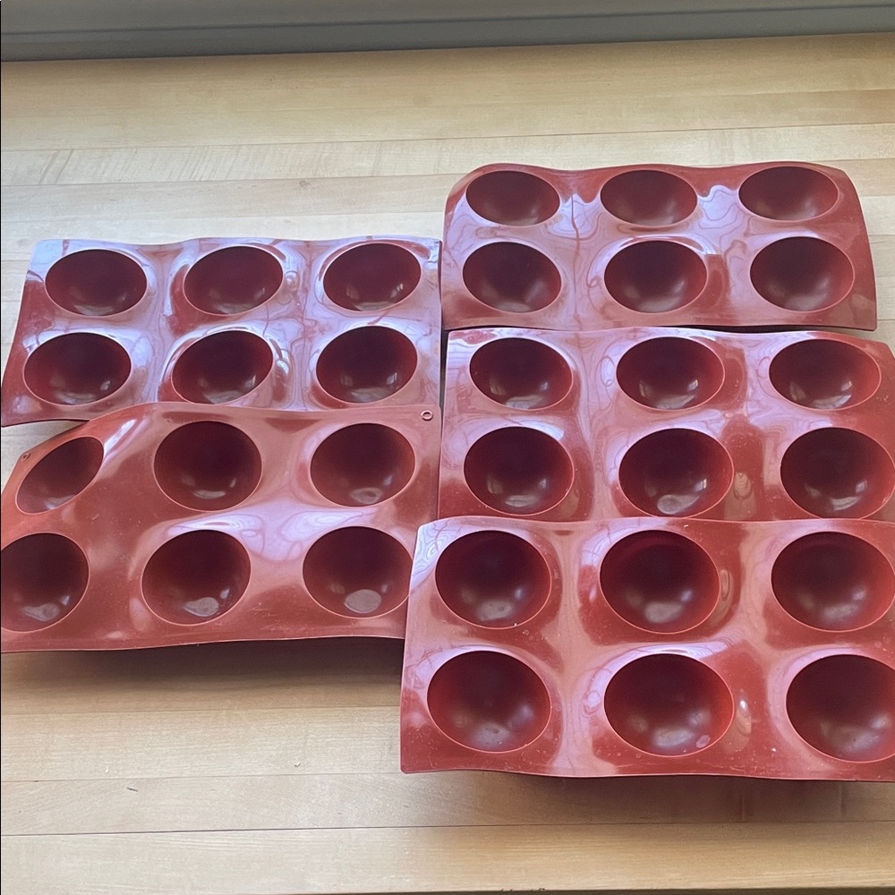 5, 6 compartment half sphere silicone baking molds